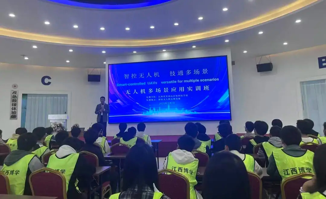 1765875220423679.jpg 640_wx_fmt=jpeg&from=appmsg&tp=webp&wxfrom=10005&wx_lazy=1 (3).jpg